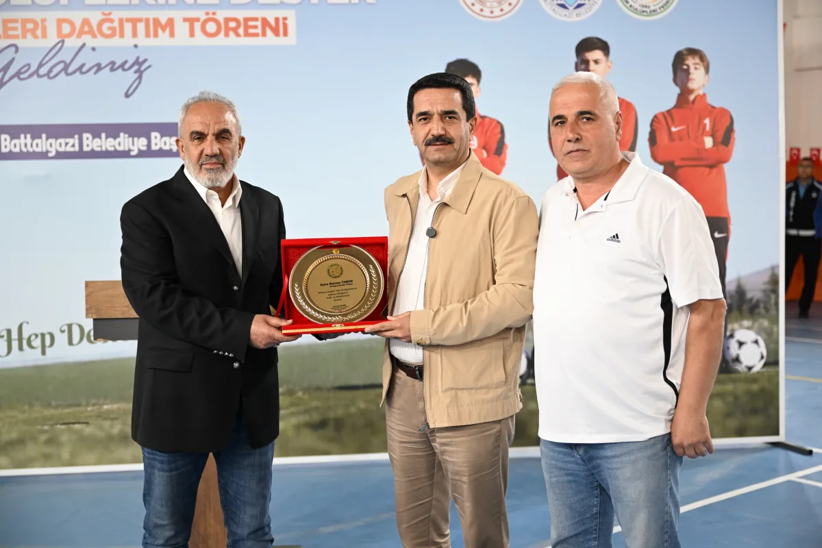 BATTALGAZİ BELEDİYESİNDE AMATÖR SPOR KULÜPLERİNE  4.5 MİLYONLUK DESTEK