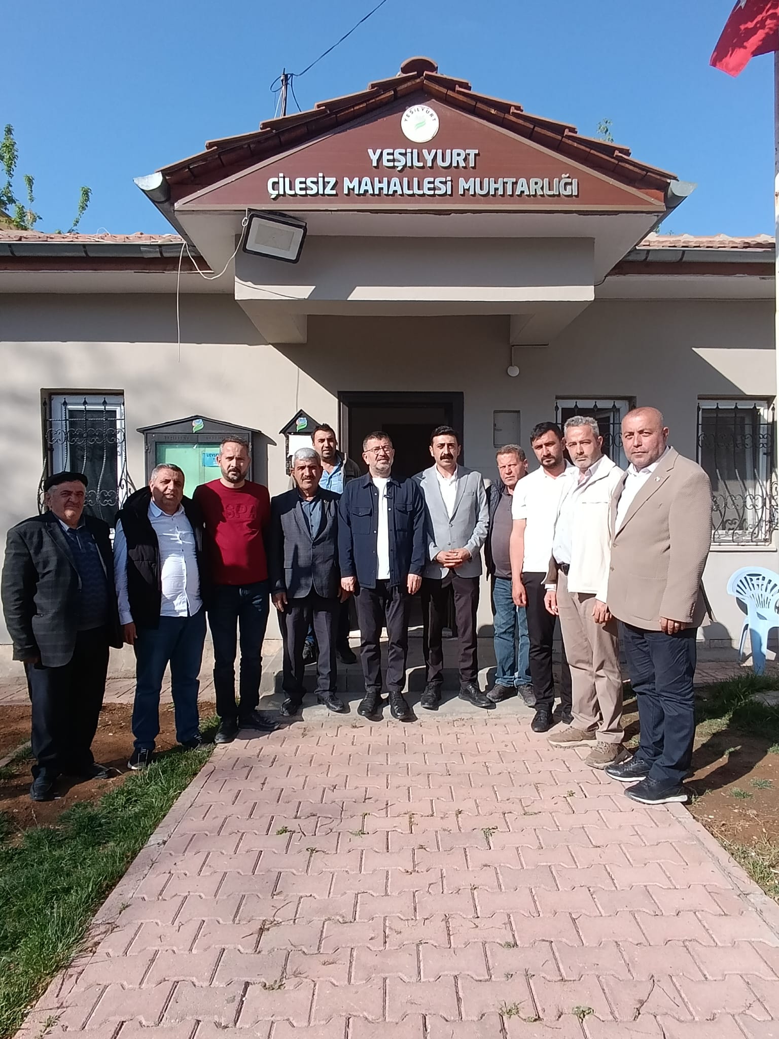Ağbaba muhtarlarla bir araya geldi."MALATYA YERİNDE DÖNÜŞÜMDE SINIFTA KALDI  "