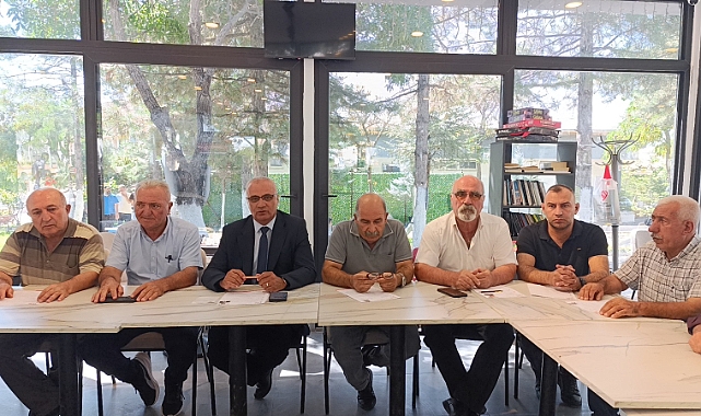 ARGUVAN BELEDİYE BAŞKANI ERSOY EREN MECLİS ÜYELERİ İLE BİRLİKTE YENİ PARTİYE KATILDI