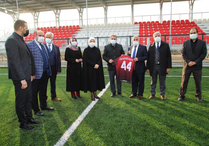 BAŞKAN GÜDER: HER DAİM GENÇLERİMİZİN EMRİNE AMADEYİZ