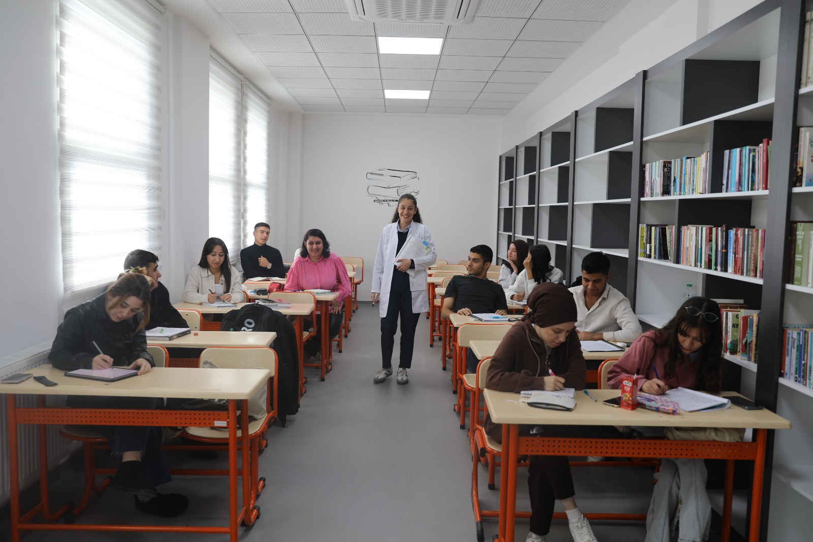 BATTALGAZI BELEDİYESİNIN ÜCRETSIZ LGS VE YKS KURSLARINA YOĞUN İLGİ