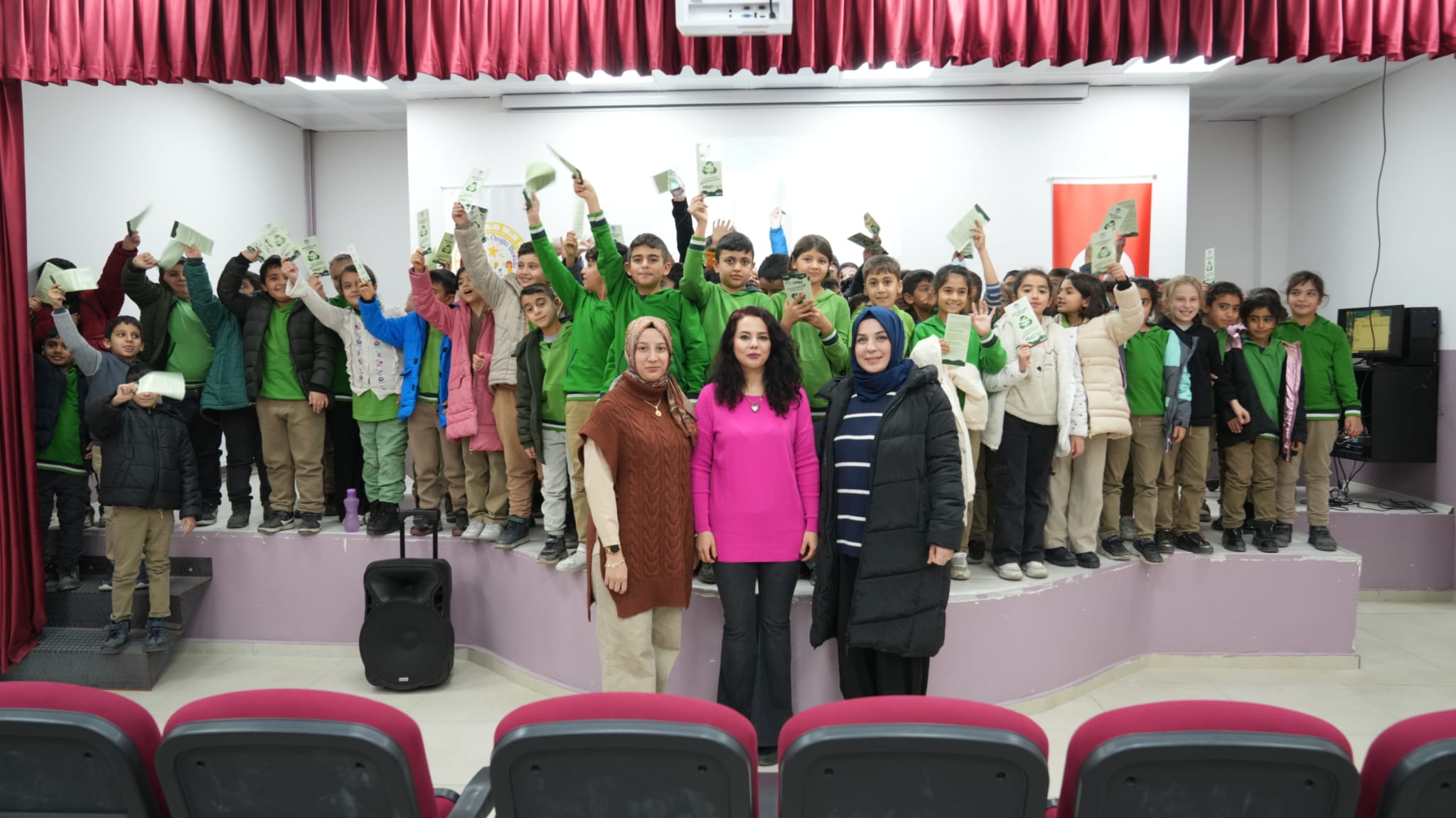 BATTALGAZİDE BELEDİYE HİZMETLERİ PLANLI BİR ŞEKILDE  DEVAM EDIYOR