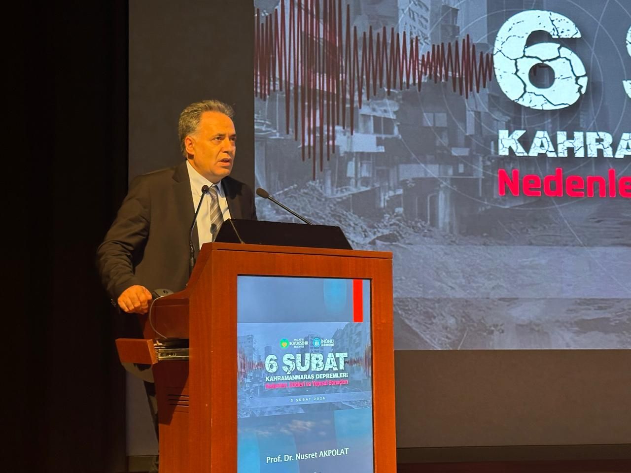 BU YIKIM TESADÜF DEĞİL  REKTÖR AKPOLAT'TAN DEPREMLE YÜZLEŞME ÇAĞRISI