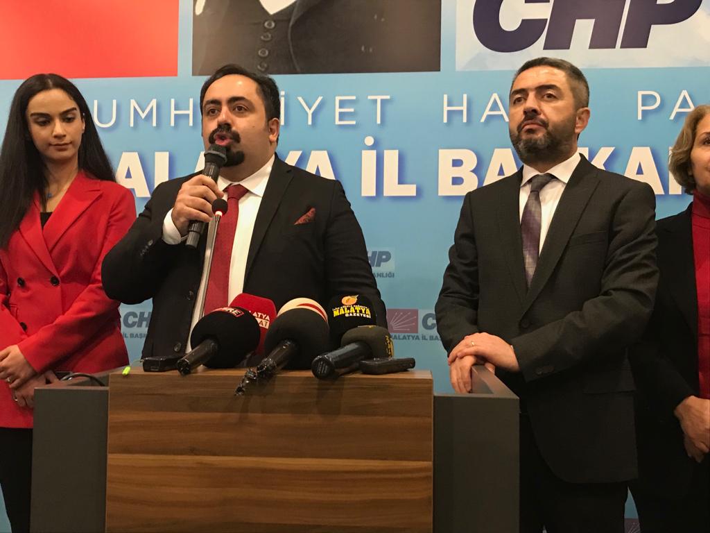 CHP İl başkanı Barış Yıldız 100. Yılında Cumhuriyetimizi ayağa kaldıracak demokrasi ile taçlandıracağız.  ……….HAYDİ BAŞLIYORUZ dedi