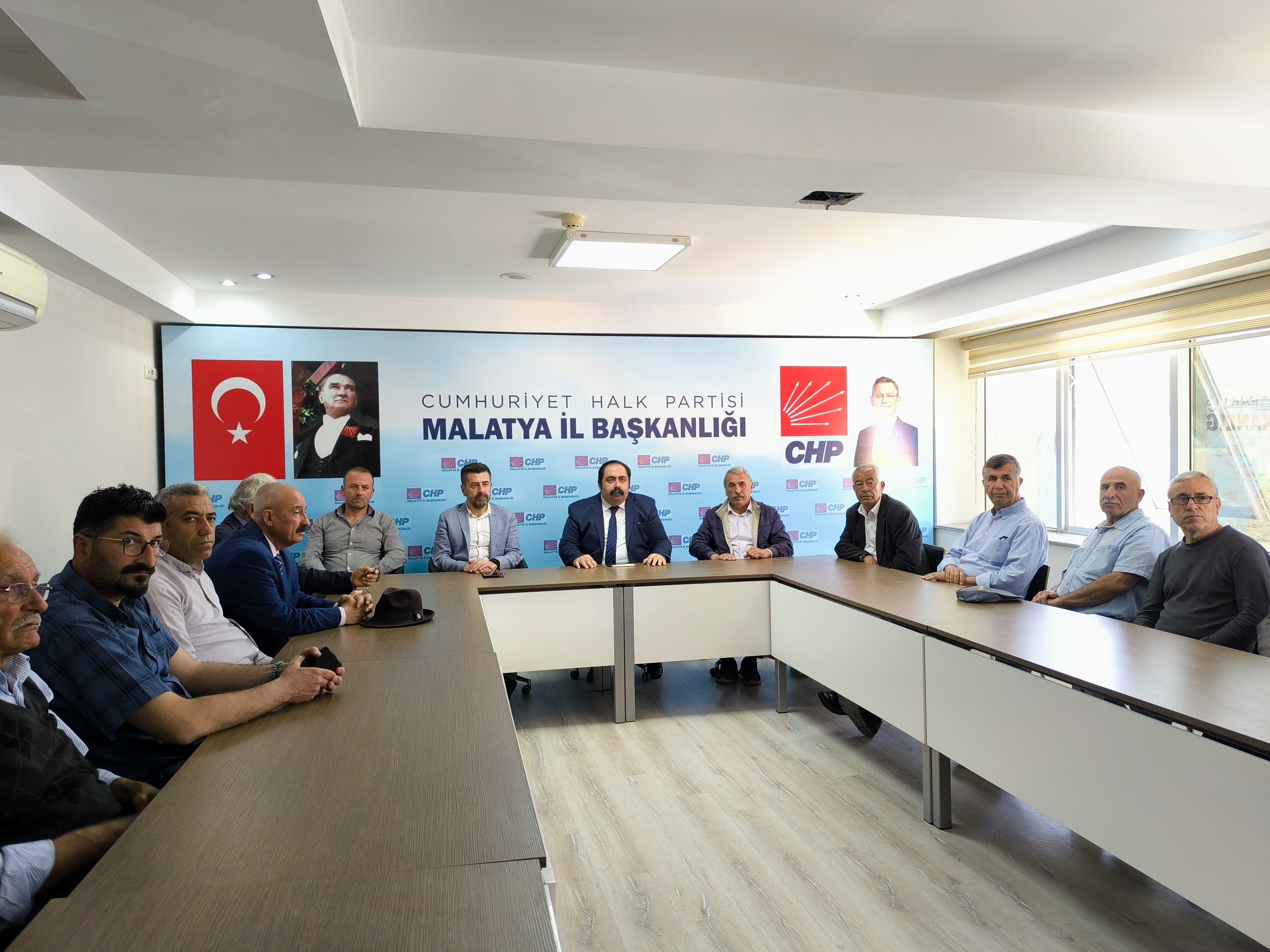 CHP IL BASKANI YILDIZ " MALATYA DA TARIM FELÇ,ÜRETİCİ YIKILMISTIR "