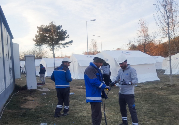 FIRAT EDAŞ ELAZIĞ DEPREMİNDE TEYAKKUZ HALİNDE