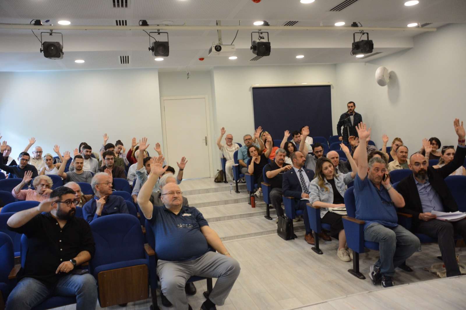ÇGD GENEL BASKANI KIVANÇ EL GÜVEN TAZELEDİ