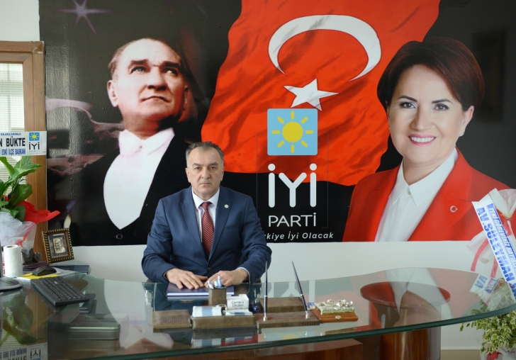 İYİ Parti il Başkan Hakan Yılmaz  20 Yılda Sağlık Sektörü Çöktü 