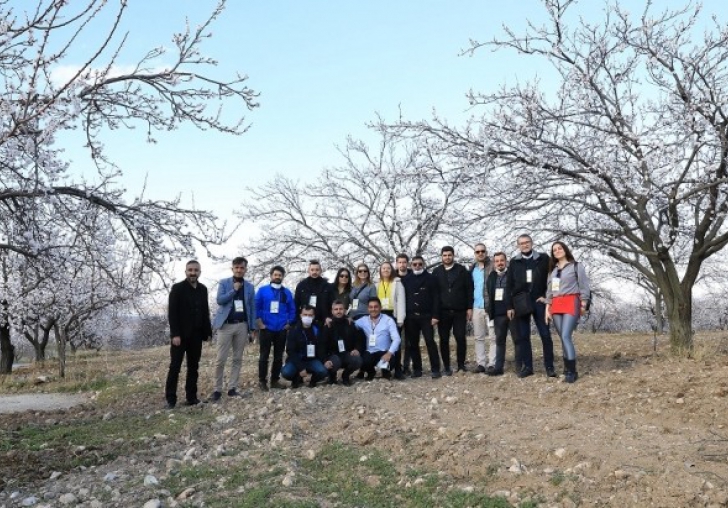 'Kayısı Çiçeği Şenliği' Konukları Battalgaziye Hayran Kaldı