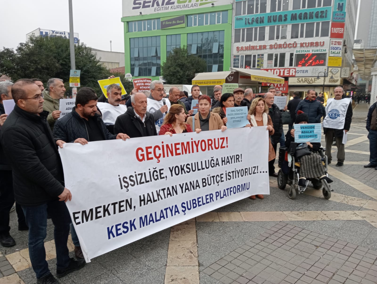 KESK “ PATRONA DEĞİL EMEKÇİYE BÜTÇE “