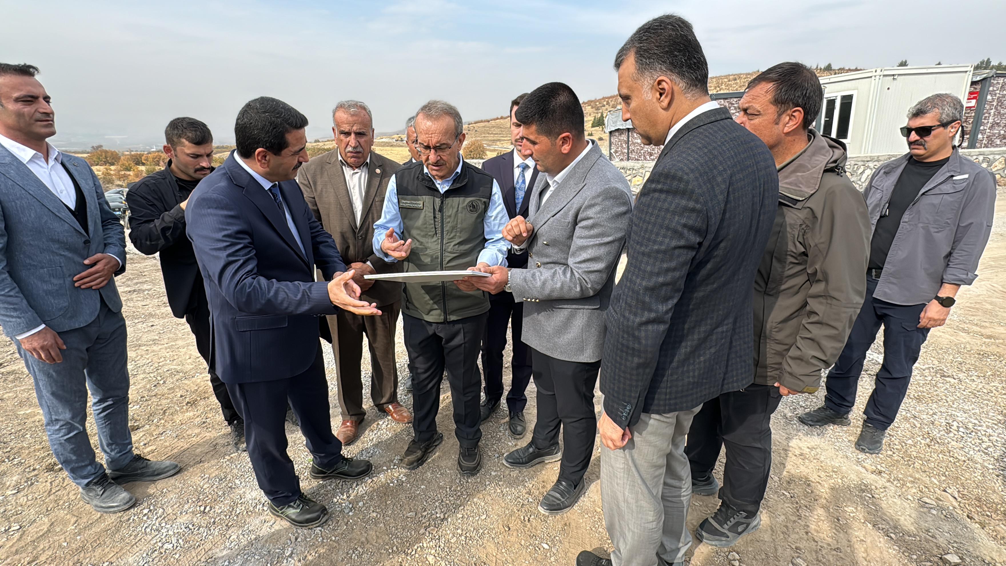 MALATYA VALİSI SEDDAR YAVUZ:BATTALGA:I BELEDIYESINİN HAYVAN BARINAĞI PROJESİNİ INCELEDI