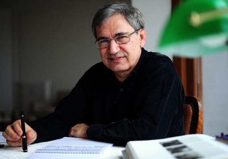 Orhan Pamuk: Altan, Kavala, Demirtaş Türkiyenin hapiste yatan cesur insanlar;