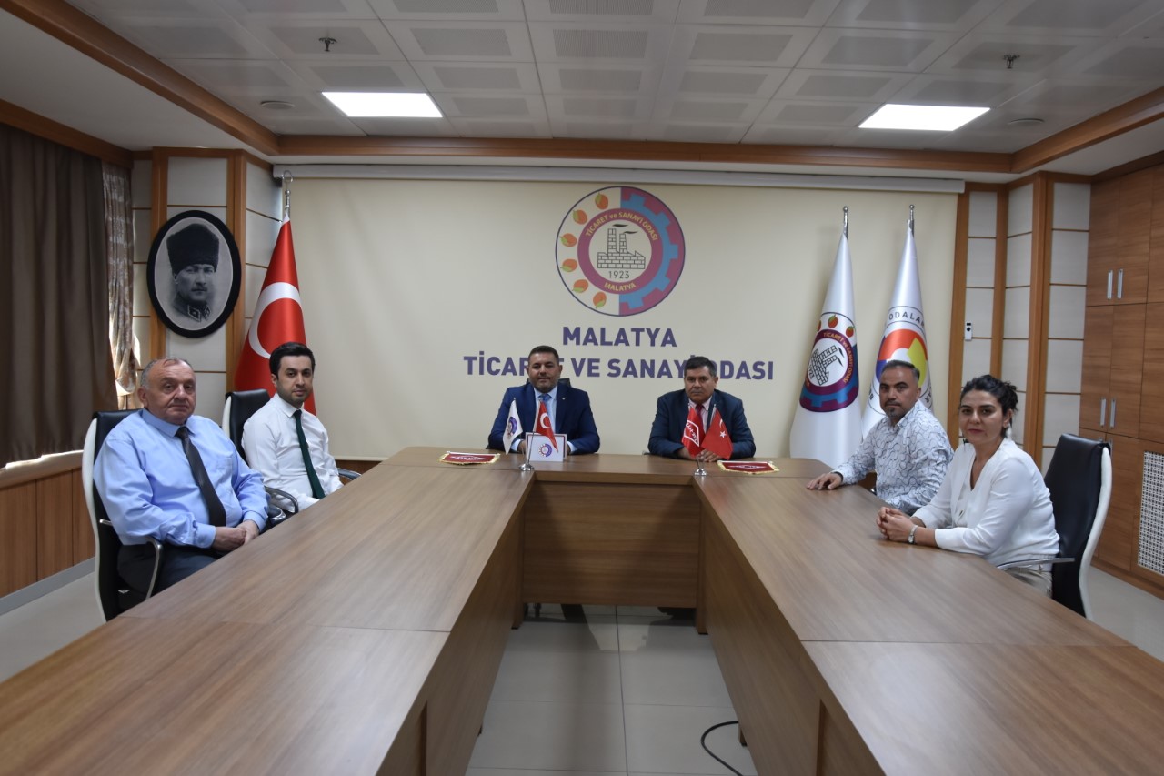 Türkiye’de ilk kez “TSE Hizmet Yeterlilik Belgesi” alan Oda Malatya TSO oldu