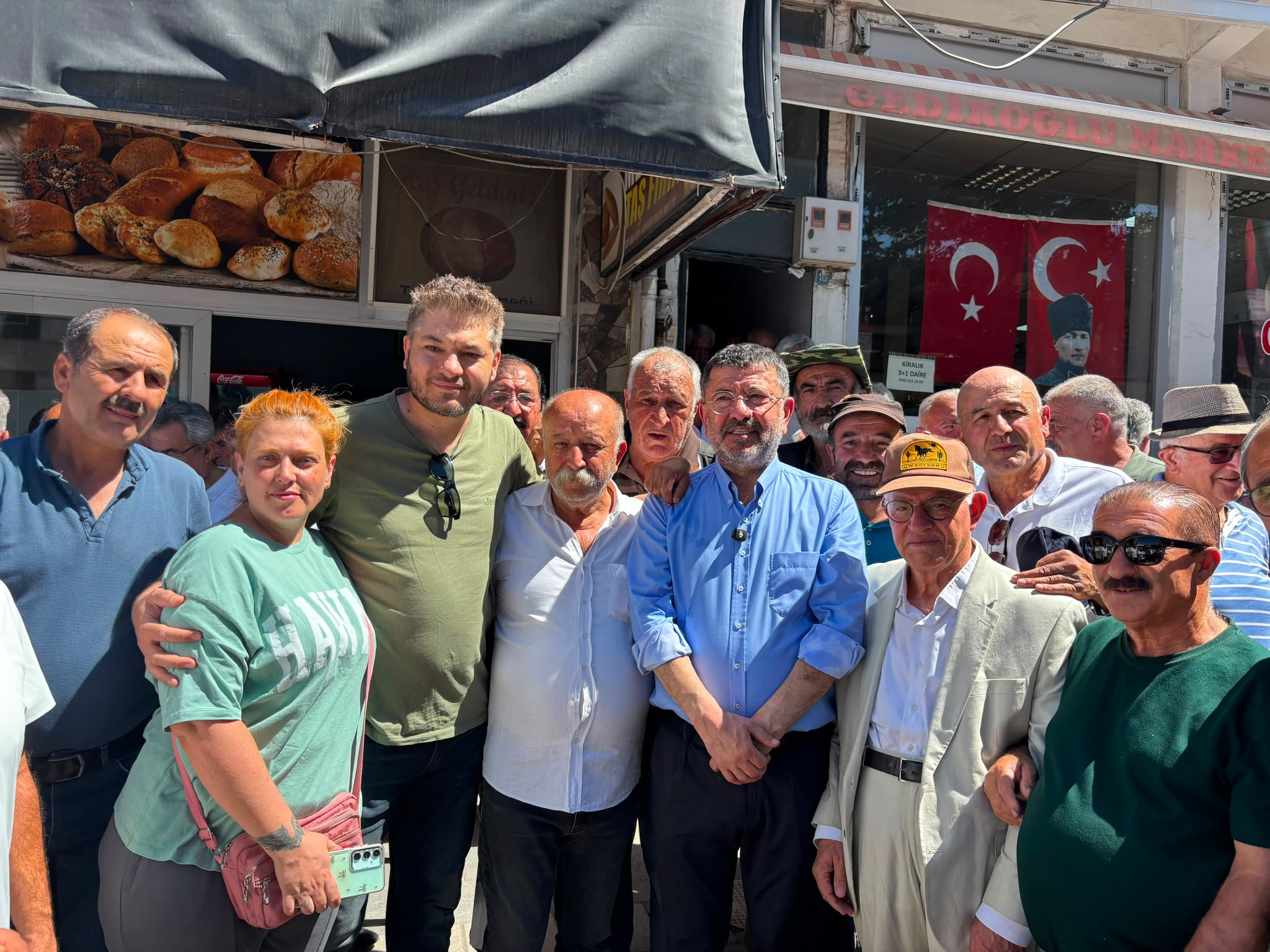 Yeni parti Hekimhan  ilçe binası törenle açıldı    AĞBABA " HERKESİ YENİ PARTİ İLE YÜRÜMEYE DAVET EDİYORUM "