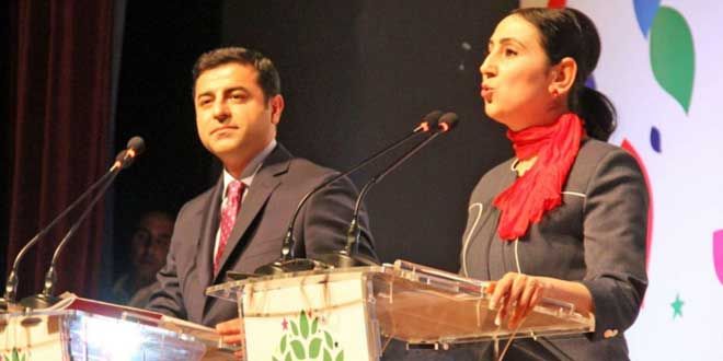 Yüksekdağ ve Demirtaş yeniden eşbaşkanlığa seçildi