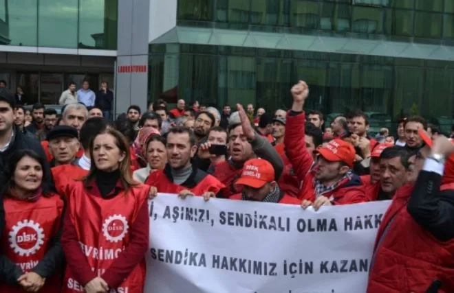 "Taşerona Kadro Gelmiyor, Kıdem Tazminatı da Gidiyor"