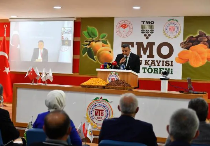Kayısı da zoru başaran; Ramazan Özcan