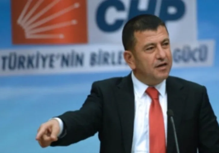 Agbaba " Bu fezlekeler benim için onurdur. Bir adım geri atan namerttir 