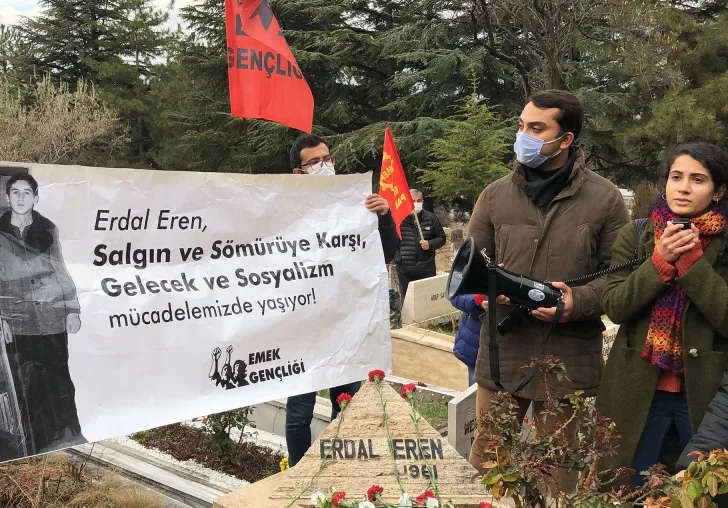 Erdal Eren idam edilişinin 40. yılında mezarı başında anıldı