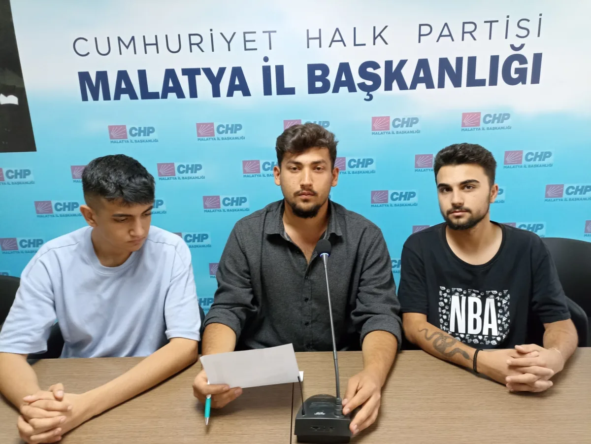 “KYK borçlarının faizlerinin silinmesi adına verdiği mücadele için  Genel Başkanımız Kemal Kılıçdaroğlu’na tekrar teşekkür ediyoruz.”