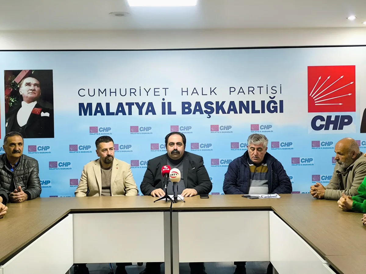 TURKIYE BELKİDE DEMOKRASİ TARİHİN EN KARANLIK  GÜNLERİNDE BİRİNİ YAŞIYOR