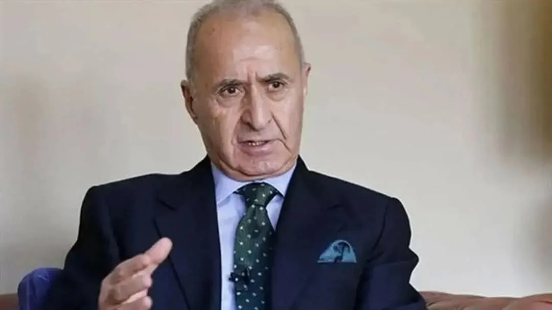 HIKMET ÇETİN " ECEVİT'TEN SONRA CHP NE BOYLE BİR GENEL BASKAN GELMEDİ "