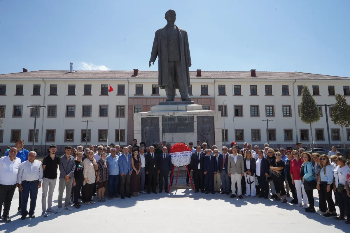 CHP NİN 102 YIL DÖNÜMÜ MALATYA’DA BUYUK BİR COŞKUYLA KUTLANDI