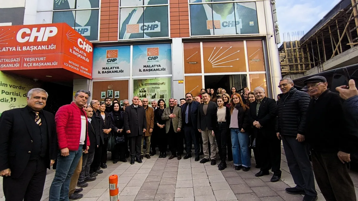 CHP MALATYA DA İNÖNÜYÜ ANDI