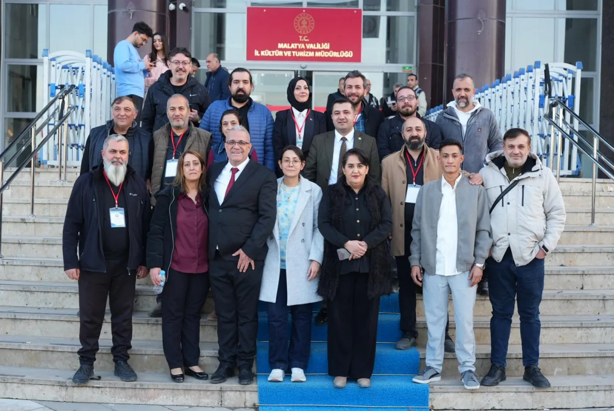 ATTARLAR ODASINDA NÖBET DEGİŞİMİ   HASAN BASRİ ORHAN YENİ BAŞKAN SEÇİLDİ