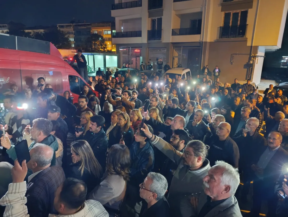 YILDIZ" BU KARAR TÜRKİYE DEMOKRASİSİNE YAPILMIŞ BİR DAR EDİR "