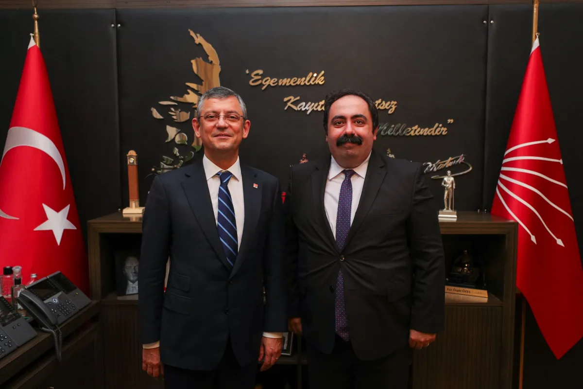 CHP LI İL BAŞKANLARI " ÖNCE KURULTAY SONRA İKTİDAR "